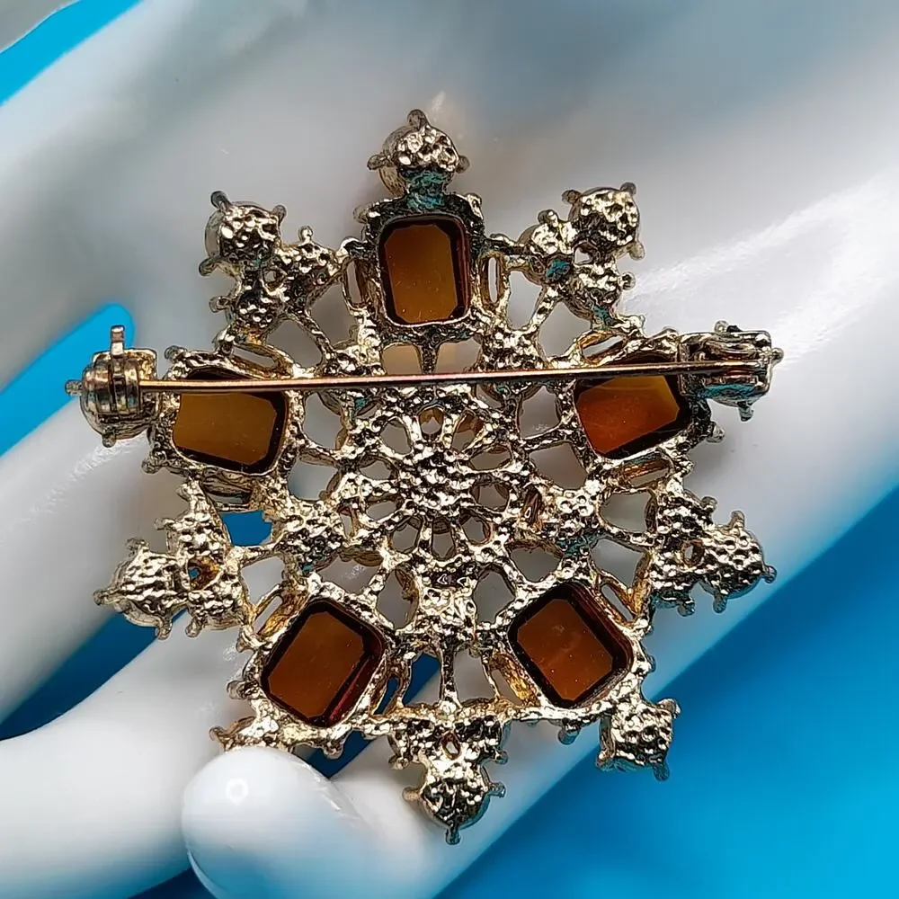 Vintage Snowflake Rhinestone Brooch, Topaz Green Rhinestones, Gold Tone